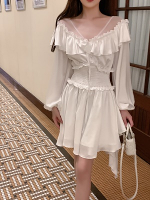 ByYou 夏季新款气质网纱V领缎面白色连衣裙收腰显瘦不规则短裙子