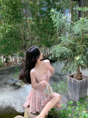 ByYou 夏季粉色木耳边印花雪纺吊带连衣裙气质收腰显瘦短裙仙女裙