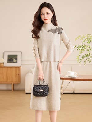 欧洲站马甲连衣裙两件套女2025春季新款小个子洋气针织毛衣套装裙