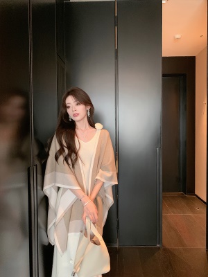 ByYou 春季温柔风马海毛白色针织吊带连衣裙中长款修身显身材裙子