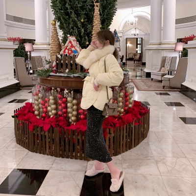 ByYou 冬季洋气黑色亮片羊毛针织半身裙女加厚新款收腰中长款裙子