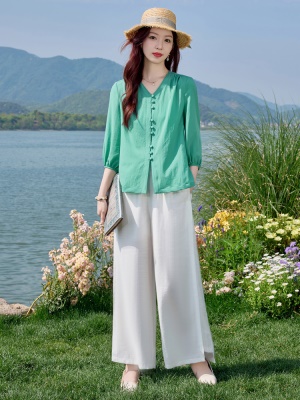 时尚松弛感V领衬衫套装女2025夏新款气质显瘦年轻妈妈休闲两件套