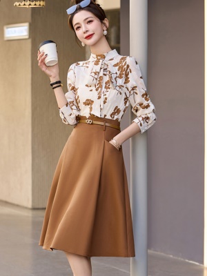 初春欧洲站独特衬衫连衣裙女2025春装新款爆款拼接假两件气质长裙