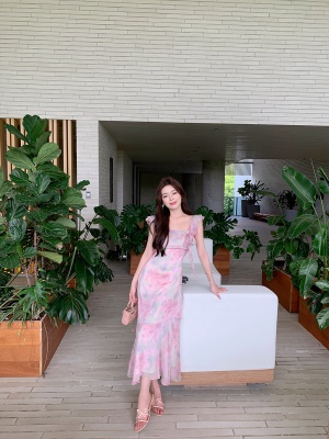 ByYou 夏季新款气质晕染粉色方领雪纺碎花连衣裙显瘦法式包臀长裙