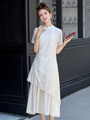 新中式国风改良旗袍连衣裙女2025夏季新款温柔系刺绣不规则鱼尾裙
