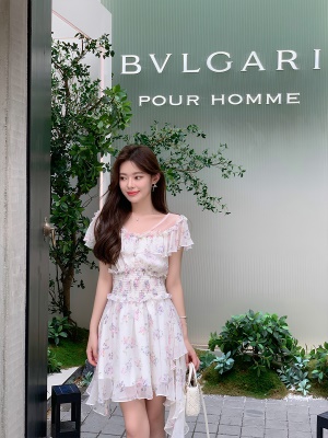 ByYou 夏季新款碎花雪纺连衣裙女设计感荷叶边收腰打揽不规则短裙