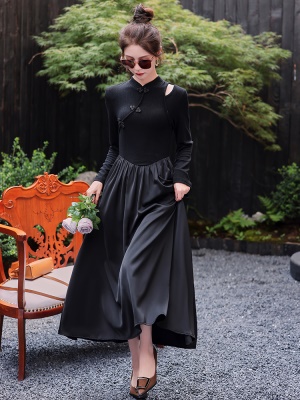 新中式国风长袖连衣裙女2023秋天新款修身显身材高贵洋气漂亮长裙