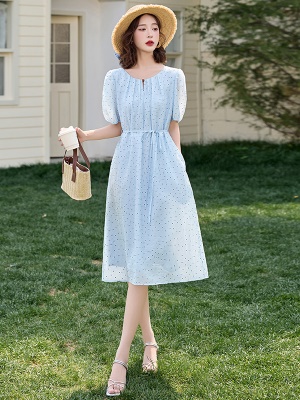 法式波点天丝连衣裙女2025夏季新气质收腰款流行爆款巨好看中长裙