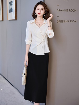 干练气质职业套装女士2025秋季新款衬衫炸街减龄高端半身裙两件套