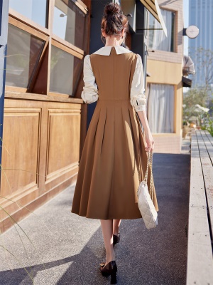 假两件长袖衬衫连衣裙女2025春秋季新款港风拼色收腰小香风a字裙