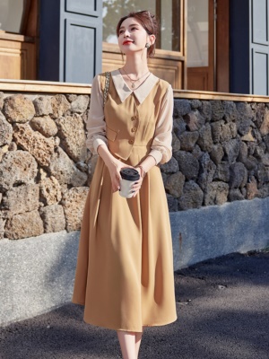 假两件长袖设计师连衣裙女2025春季新款欧货时尚小个子高端a字裙