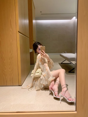 ByYou夏季长袖v领泡泡袖雪纺黄色碎花连衣裙两件套收腰仙女短裙子