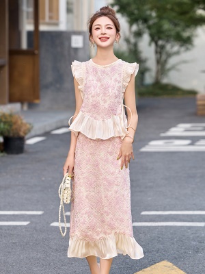 时尚气质巨好看的夏日套装女2025新款超火飞飞袖上衣鱼尾裙两件套