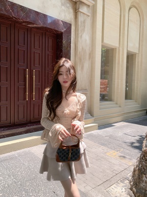 ByYou秋季新款气质卡其色针织半身裙多层蛋糕裙高腰显瘦a字短裙子