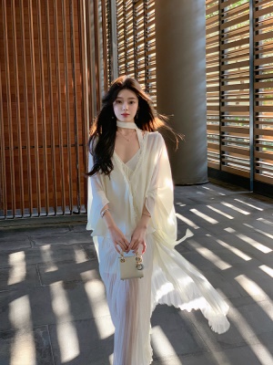 ByYou 夏季新款白色百褶雪纺吊带连衣裙长款气质收腰大裙摆仙女裙