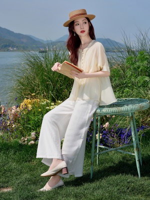 休闲松弛感天丝套装女2025夏季新款端庄大方优雅时尚阔腿裤三件套