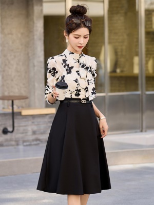 初春欧洲站独特衬衫连衣裙女2025春装新款爆款拼接假两件气质长裙