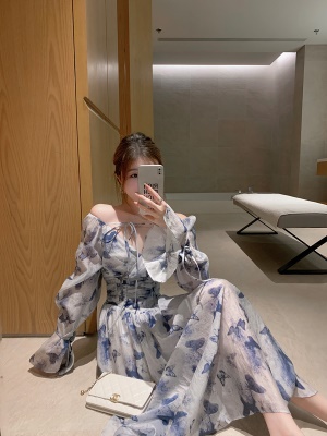 ByYou夏季新款气质法式v领天丝蓝色碎花连衣裙收腰荷叶袖印花长裙