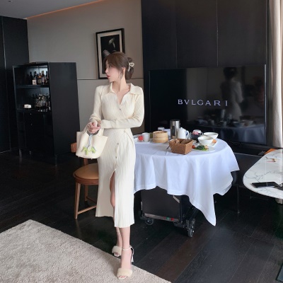 ByYou 春季白色气质V领兔绒针织连衣裙女收腰显瘦中长款开叉裙子