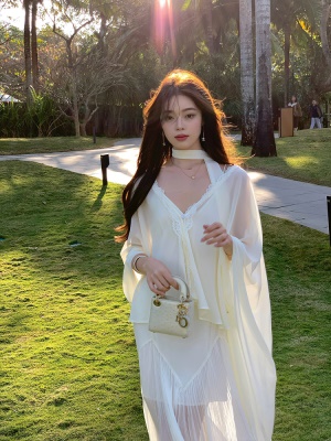 ByYou 夏季新款白色百褶雪纺吊带连衣裙长款气质收腰大裙摆仙女裙