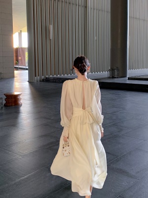 ByYou 夏季新款绝美长袖露背白色雪纺连衣裙收腰大摆长裙仙女裙子