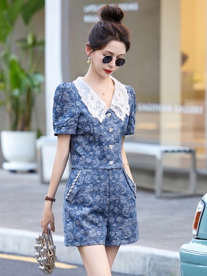 欧货小香风短裤套装女夏2025新款小个子拼色娃娃领牛仔两件套爆款