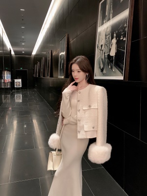 ByYou 秋冬新款气质白色包臀鱼尾裙内搭针织连衣裙长款打底毛衣裙