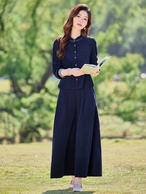 超火时尚小香风爆款套装女2025春季新款流行气质显瘦灯芯绒两件套