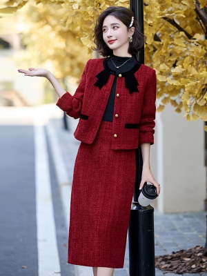 时尚小香风套装女2025秋冬新款名媛喜庆婚宴日常可穿毛呢两件套裙