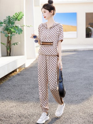 今年流行休闲时尚套装女夏2025新款印花冰丝连帽运动服两件套炸街