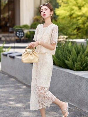 气质女神范高端套装裙女2025夏季新款蕾丝小香风绝美小裙子两件套