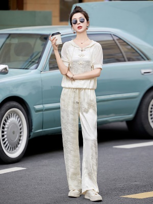 国风休闲运动套装女夏季2025新款时尚洋气提花盘扣成套搭配两件套