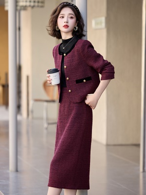 复古红色毛呢套装女2025秋冬新款时尚订婚小香风开叉半身裙两件套