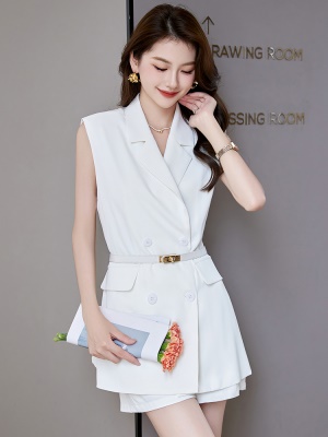 无袖薄西装短裤套装女2025夏季新款时尚气质高级感马甲职业两件套