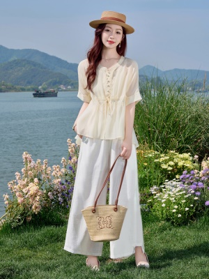 休闲松弛感天丝套装女2025夏季新款端庄大方优雅时尚阔腿裤三件套