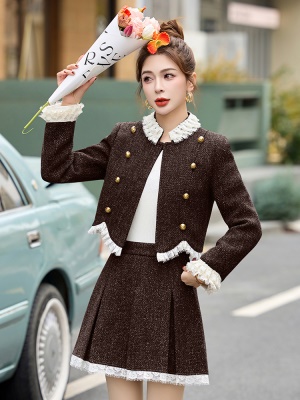 独特漂亮小香风套装女2025春季新款小个子减龄聚会百褶短裙两件套