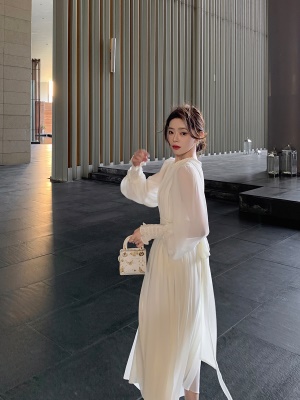 ByYou 夏季新款绝美长袖露背白色雪纺连衣裙收腰大摆长裙仙女裙子