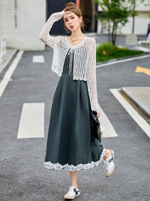 蕾丝拼接牛仔吊带裙套装女2025夏季新款休闲防晒开衫连衣裙两件套