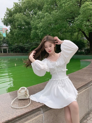 ByYou 夏季新款气质网纱V领缎面白色连衣裙收腰显瘦不规则短裙子