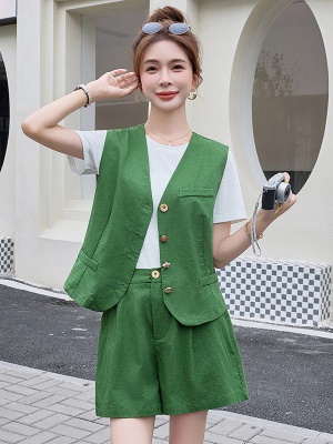 欧货亚麻西装马甲套装女夏2025新款休闲巨好看显瘦遮肉短裤三件套