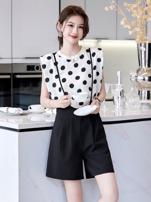 2025夏季新款欧货漂亮套装女装洋气时尚小飞袖上衣背带短裤两件套