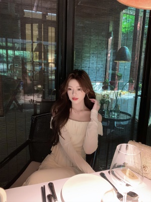 ByYou 夏季新款气质长袖荷叶边网纱一字肩连衣裙收腰包臀鱼尾长裙