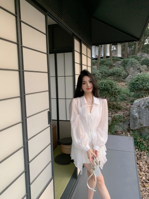 ByYou 夏季白色天丝衬衫连衣裙套装女高腰阔腿短裤两件套 含吊带