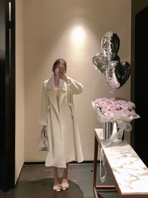 ByYou 秋季温柔白色针织连衣裙女高腰修身中长款内搭打底毛衣裙子