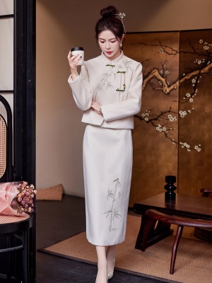 新中式羊毛呢套装女春秋2025新款高端大气名媛减龄小香风两件套裙