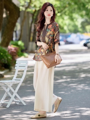 新中式国风套装女2025夏季新款高端时尚洋气印花天丝阔腿裤两件套