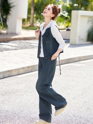 欧货今年流行工装风套装女2025春季新款高级设计感牛仔马甲三件套