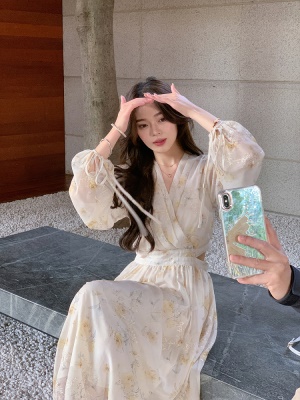 ByYou 夏季新款黄色露腰刺绣雪纺碎花连衣裙长款灯笼袖仙女a字裙