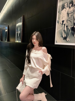 ByYou 秋冬新款前后拼接亮片毛呢白色半身裙显瘦高腰a字包臀短裙