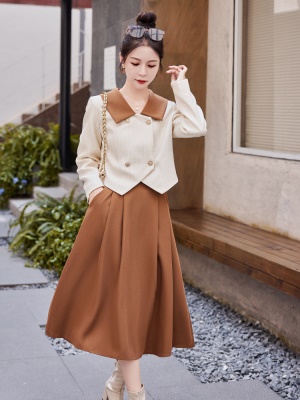 撞色翻领小香风套装2025新款爆款秋季民国风高端名媛半身裙两件套